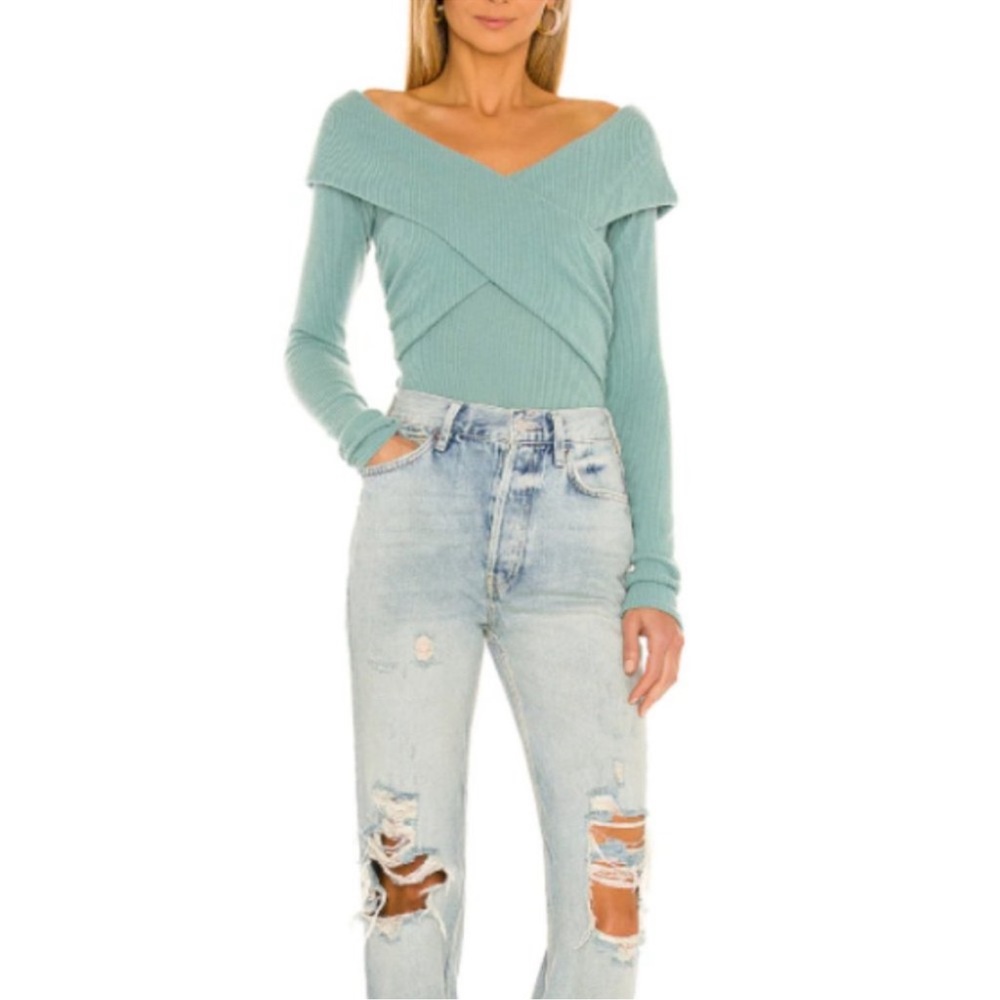 Free people Marley off the shoulder, ribbed, soft, plush material